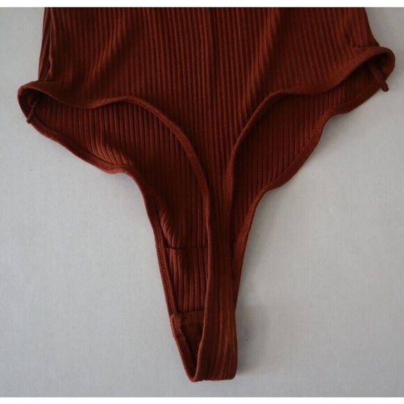Intimately x FP Women Sz M Bronze Brown Speed Dial Ribbed Thong Bodysuit - Picture 6 of 8